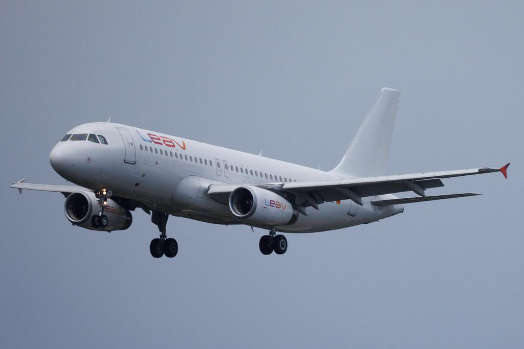 Hamburg Airport: Leav Aviation (KK / NGN) | Operator: LEAV Aviation | Airbus A320-232 A320 | D-ANNE | MSN 4481