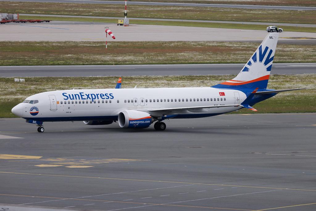 Hamburg Airport: SunExpress (XQ / SXS) | Boeing 737 MAX 8 B38M | TC-SML | MSN 61337