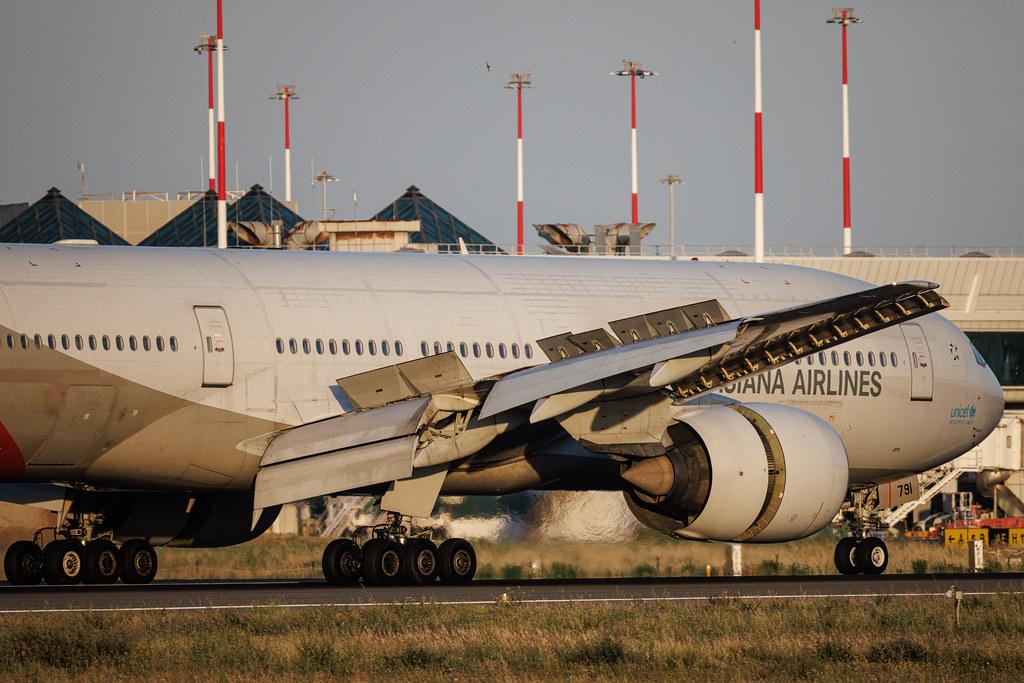 Rome Leonardo da Vinci Fiumicino Airport: Asiana Airlines (OZ / AAR) | Boeing 777-28E(ER) B772 | HL7791 | MSN 35525