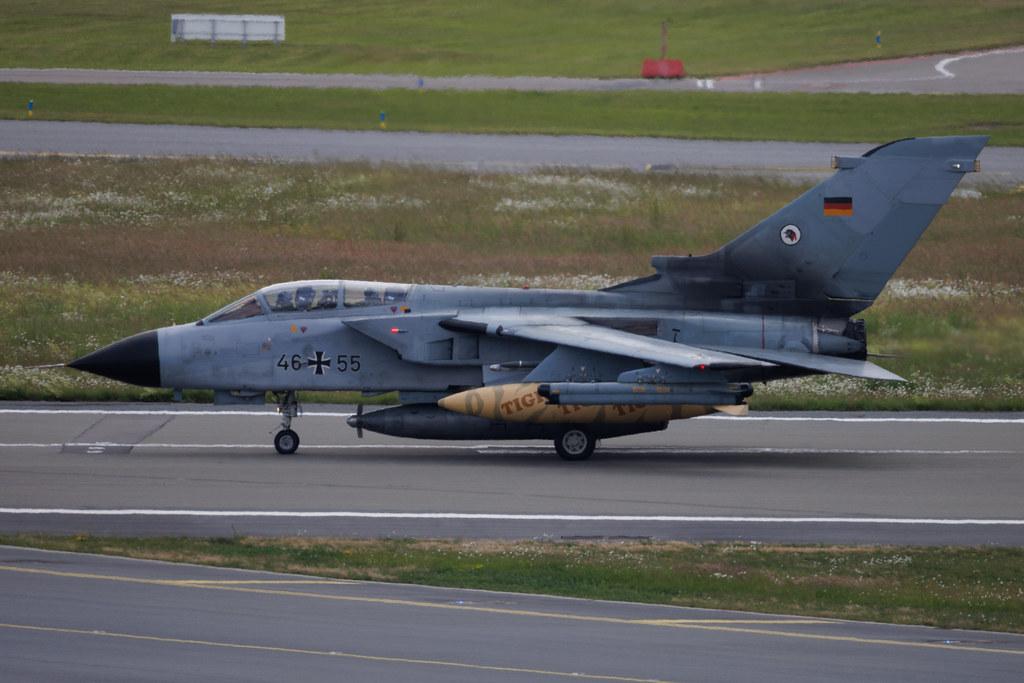 Hamburg Airport: German Air Force (/ GAF) | Panavia Tornado ECR TOR | 46+55 | MSN GS288