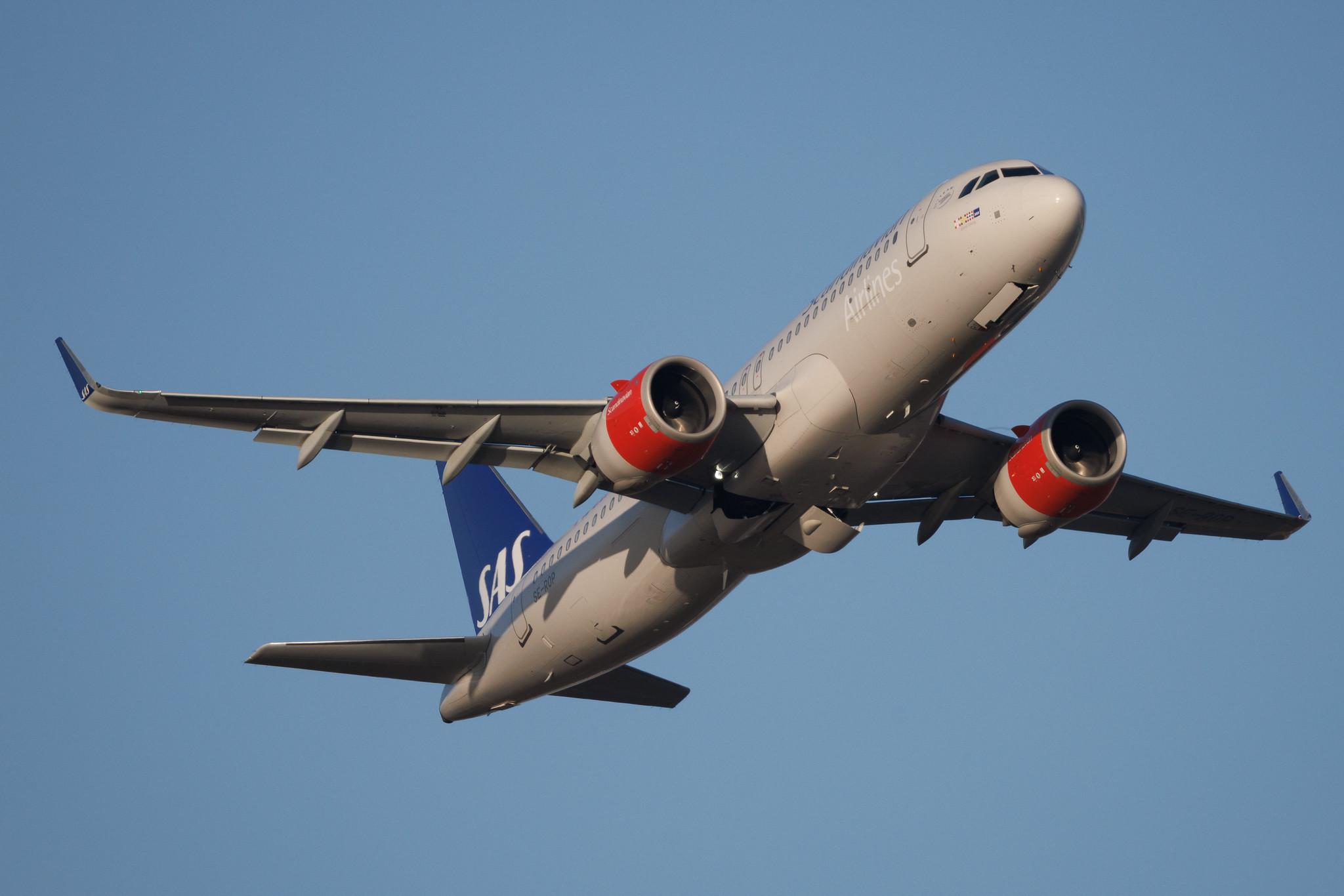 Rome Leonardo da Vinci Fiumicino Airport: SAS (SK / SAS) | Airbus A320-251N A20N | SE-ROP | MSN 8350