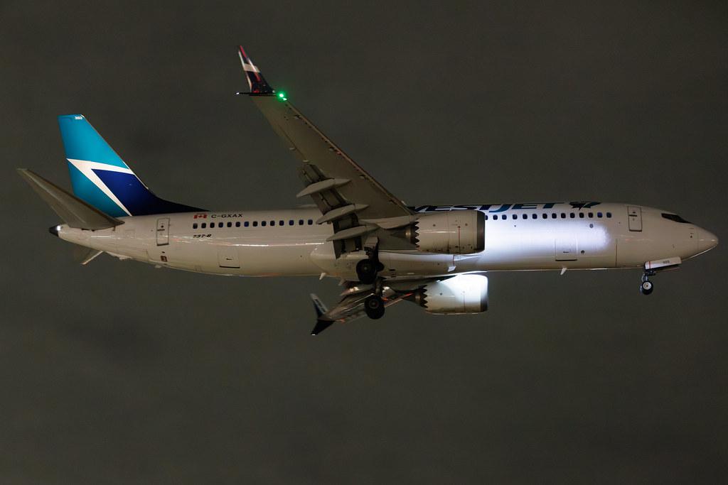 Los Angeles International Airport: WestJet (WS / WJA) | Boeing 737 MAX 8 B38M | C-GXAX | MSN 60512