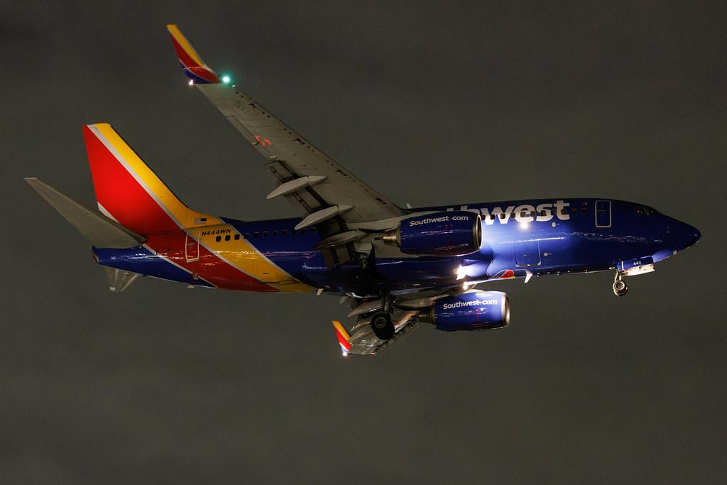 Los Angeles International Airport: Southwest Airlines (WN / SWA) | Boeing 737-7H4 B737 | N444WN | MSN 29839