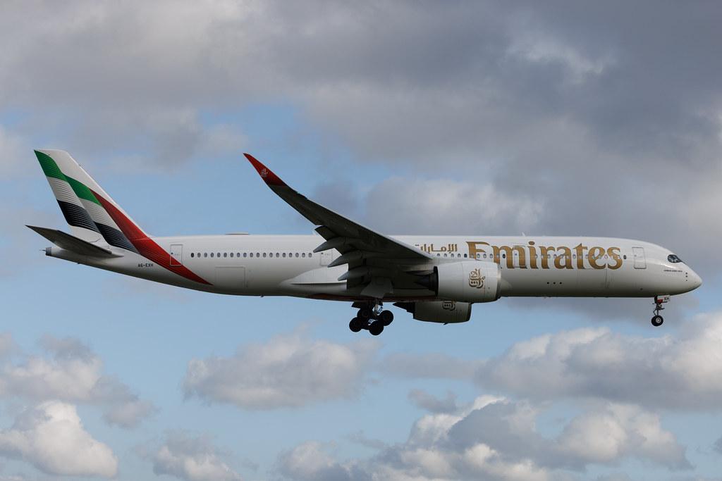 Hamburg Airport: Emirates (EK / UAE) | Airbus A350-941 A359 | A6-EXH | MSN 695