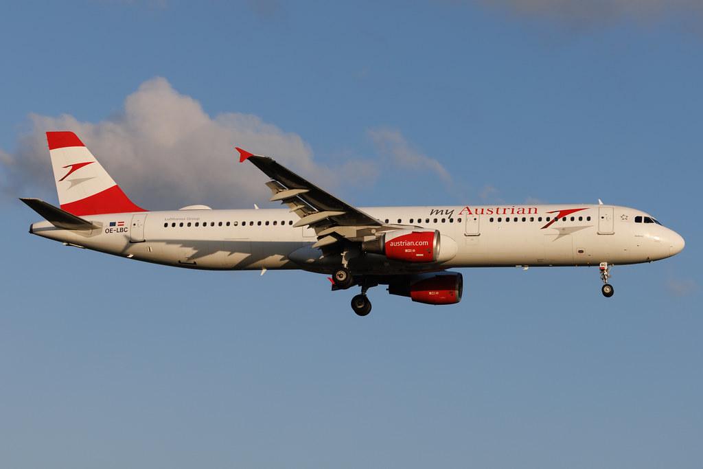 Hamburg Airport: Austrian Airlines (OS / AUA) | Airbus A321-111 A321 | OE-LBC | MSN 0581