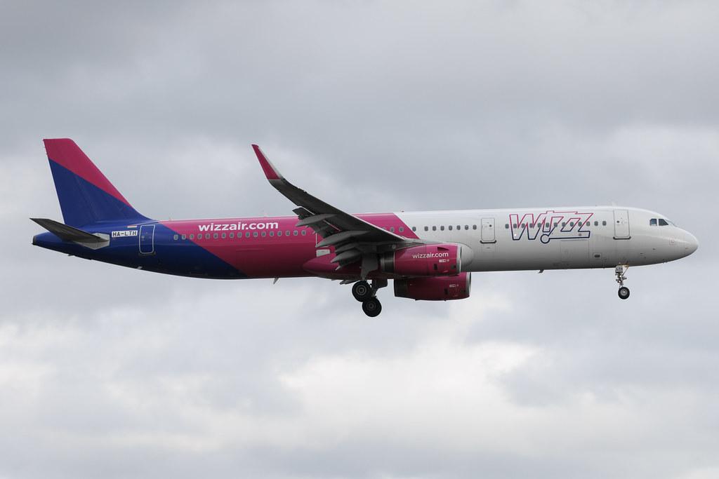 Hamburg Airport: Wizz Air (W6 / WZZ) | Airbus A321-231 A321 | HA-LTH | MSN 08724