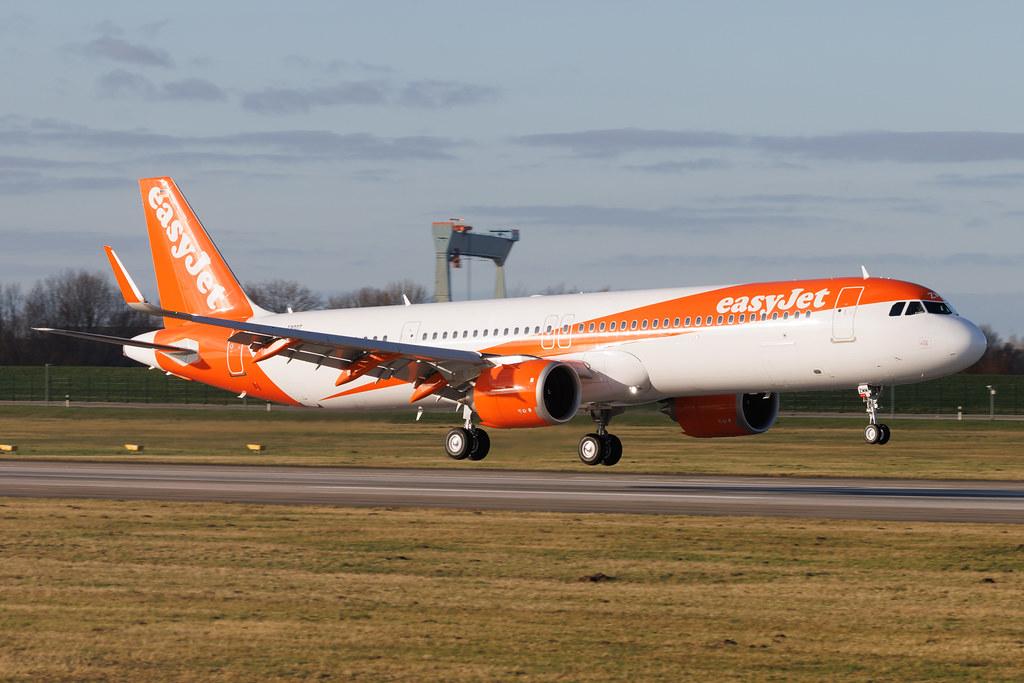Hamburg Finkenwerder: easyJet (U2 / EZY) | Airbus A321-251NX A21N | D-AZXD | G-UZMM | MSN 13027