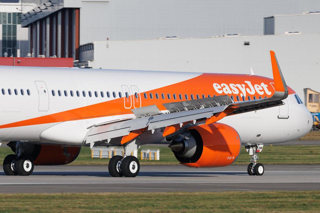 Hamburg Finkenwerder: easyJet (U2 / EZY) | Airbus A321-251NX A21N | D-AZXD | G-UZMM | MSN 13027