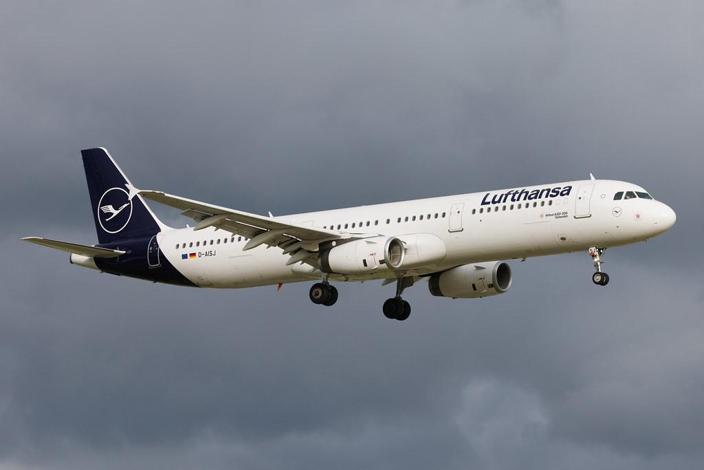 Hamburg Airport: Lufthansa (LH / DLH) | Airbus A321-231 A321 | D-AISJ | MSN 3360