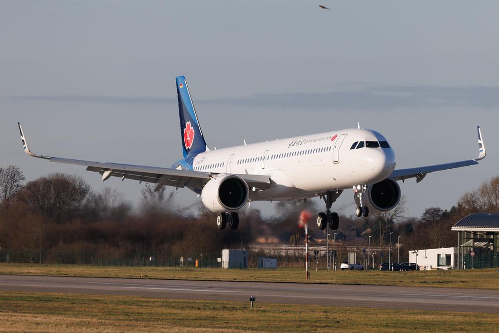 Hamburg Finkenwerder: Qingdao Airlines (QW / QDA) | Airbus A321-271NX A21N | D-AVYP | B-32PM | MSN 12944