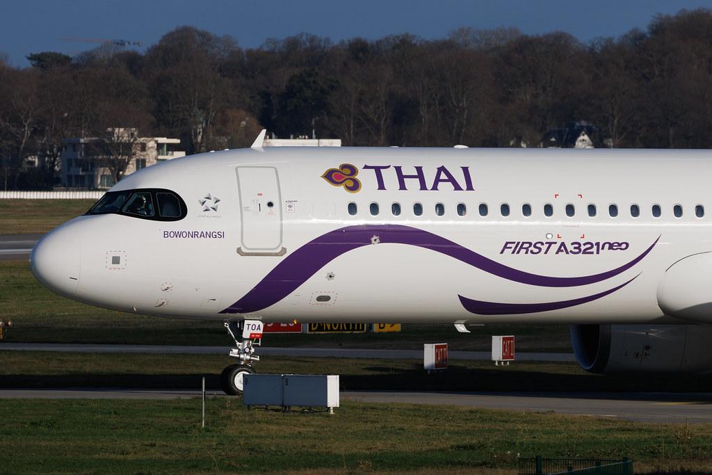 Hamburg Finkenwerder: Thai Airways (TG / THA) | Livery: First A321neo Sticker | Airbus A321-251NX A21N | HS-TOA | MSN 12846