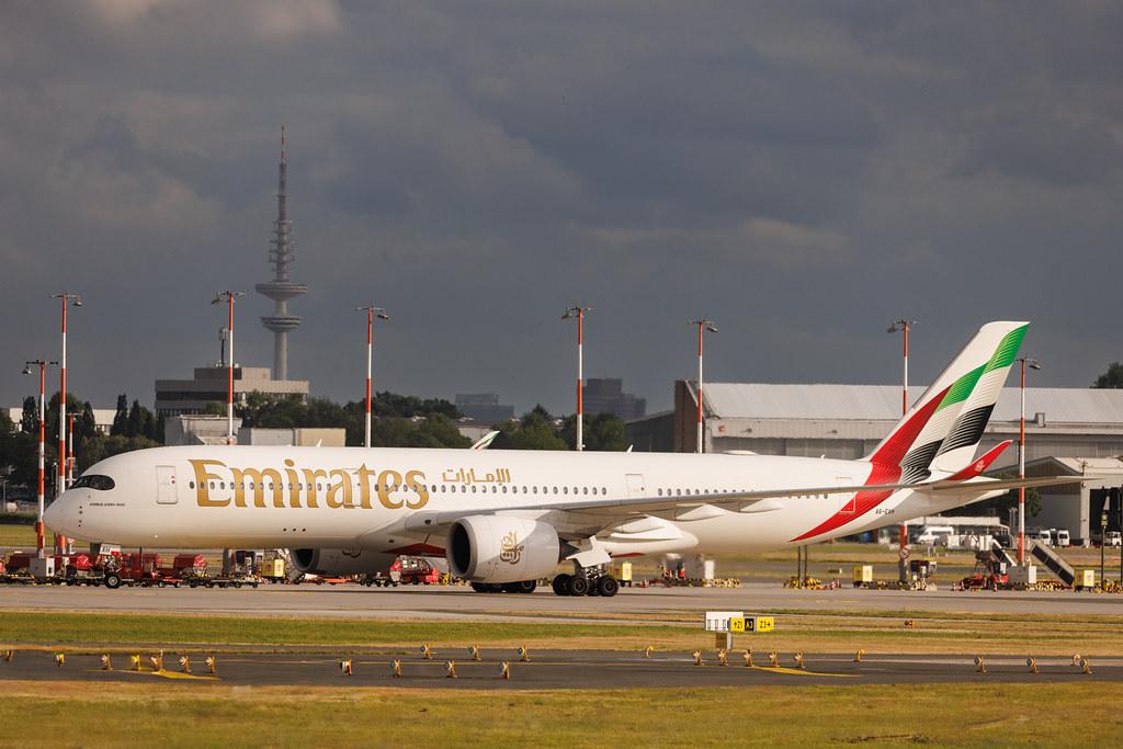 Hamburg Airport: Emirates (EK / UAE) | Airbus A350-941 A359 | A6-EXH | MSN 695