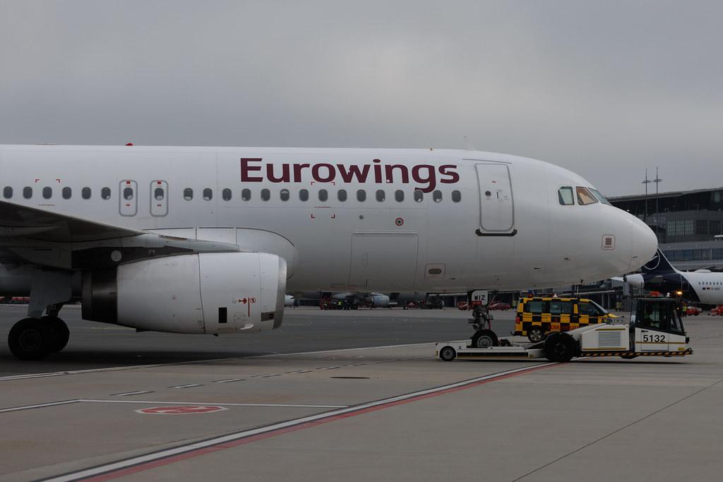 Hamburg Airport: Eurowings (EW / EWG) | Operator: GetJet Airlines | Airbus A320-232 A320 | LY-WIZ | MSN 03430
