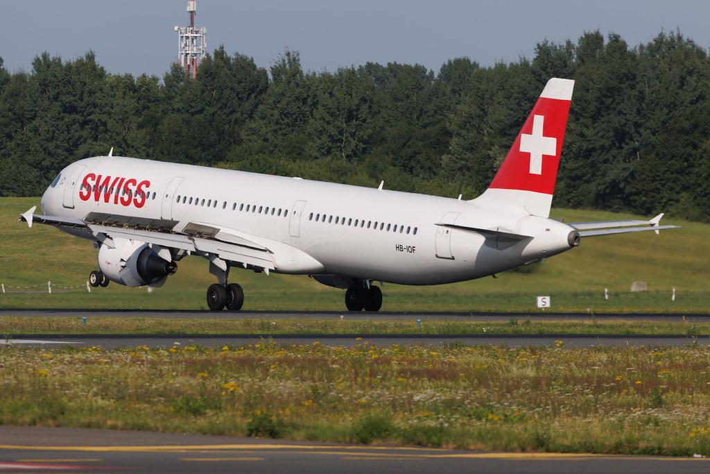 Hamburg Airport: Swiss (LX / SWR) | Airbus A321-111 A321 | HB-IOF | MSN 0541