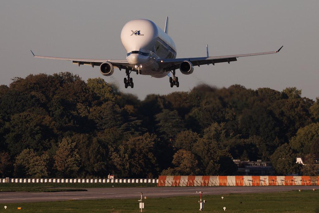 Hamburg Finkenwerder: Airbus Transport International (4Y / BGA) | Airbus A330-743L Beluga XL A337 | F-GXLJ | MSN 1985