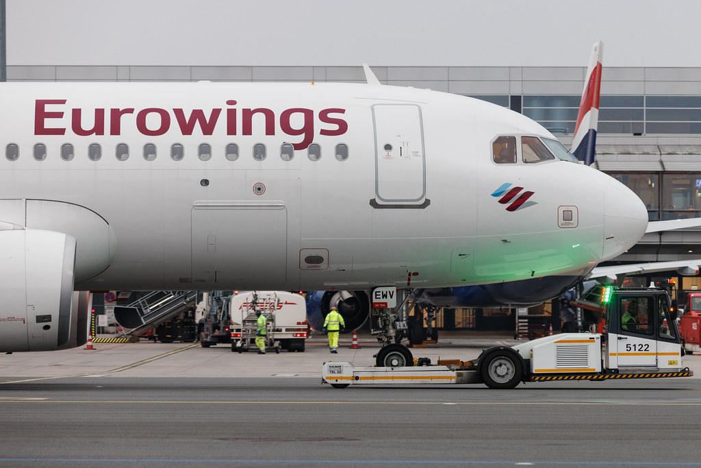 Hamburg Airport: Eurowings (EW / EWG) | Airbus A320-214 A320 | D-AEWV | MSN 7545