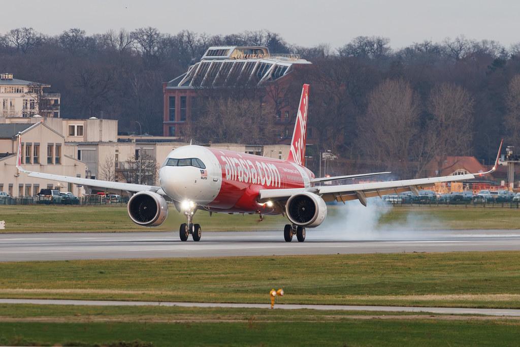 Hamburg Finkenwerder: AirAsia (AK / AXM) | Airbus A321-251NX A21N | D-AVXX | 9M-CAA | MSN 12901
