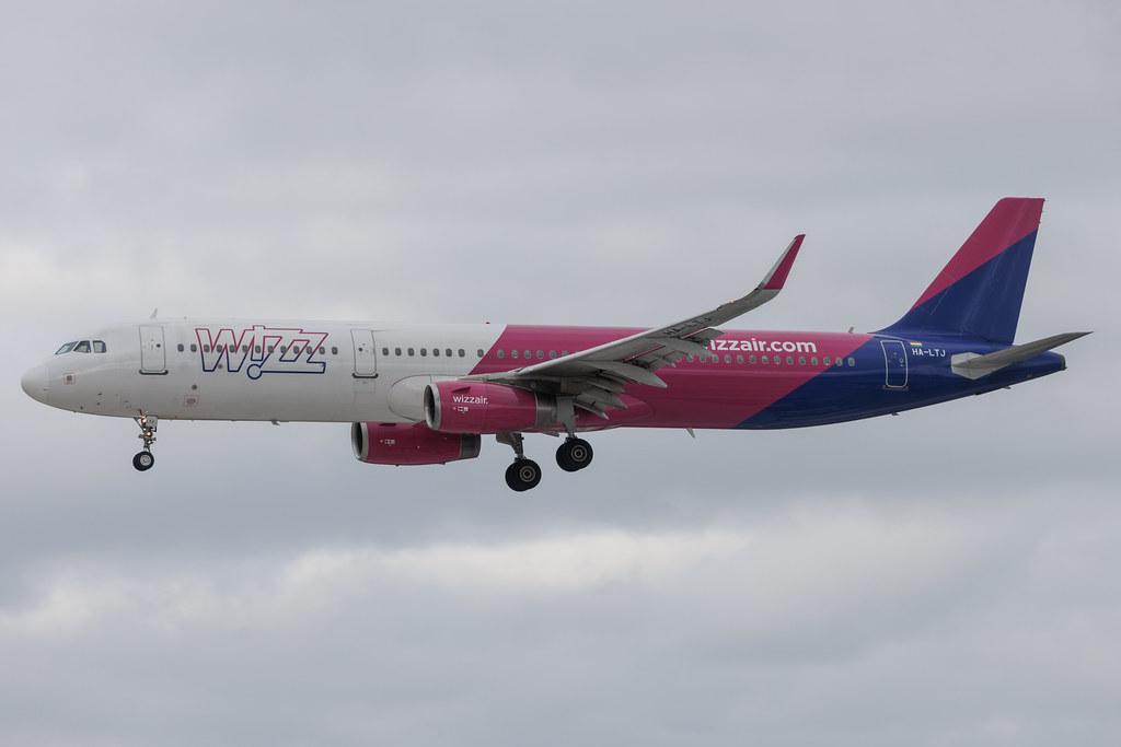 Hamburg Airport: Wizz Air (W6 / WZZ) | Airbus A321-231 A321 | HA-LTJ | MSN 08791
