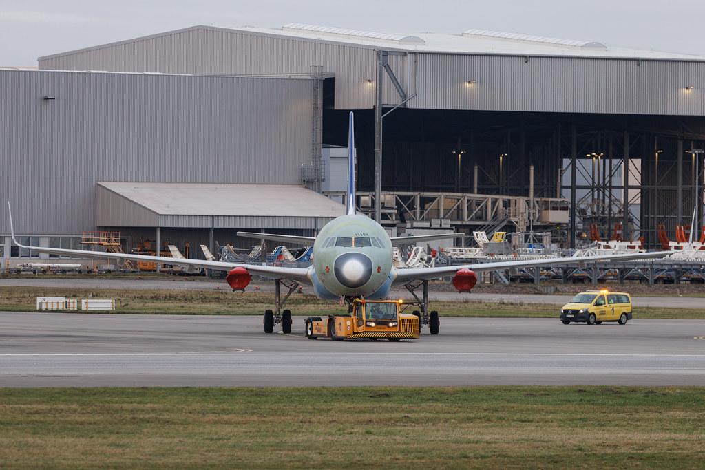 Hamburg Finkenwerder: Aegean Airlines (A3 / AEE) | Airbus A321-271NX A21N | D-AZYH | SX-NAW | MSN 13120