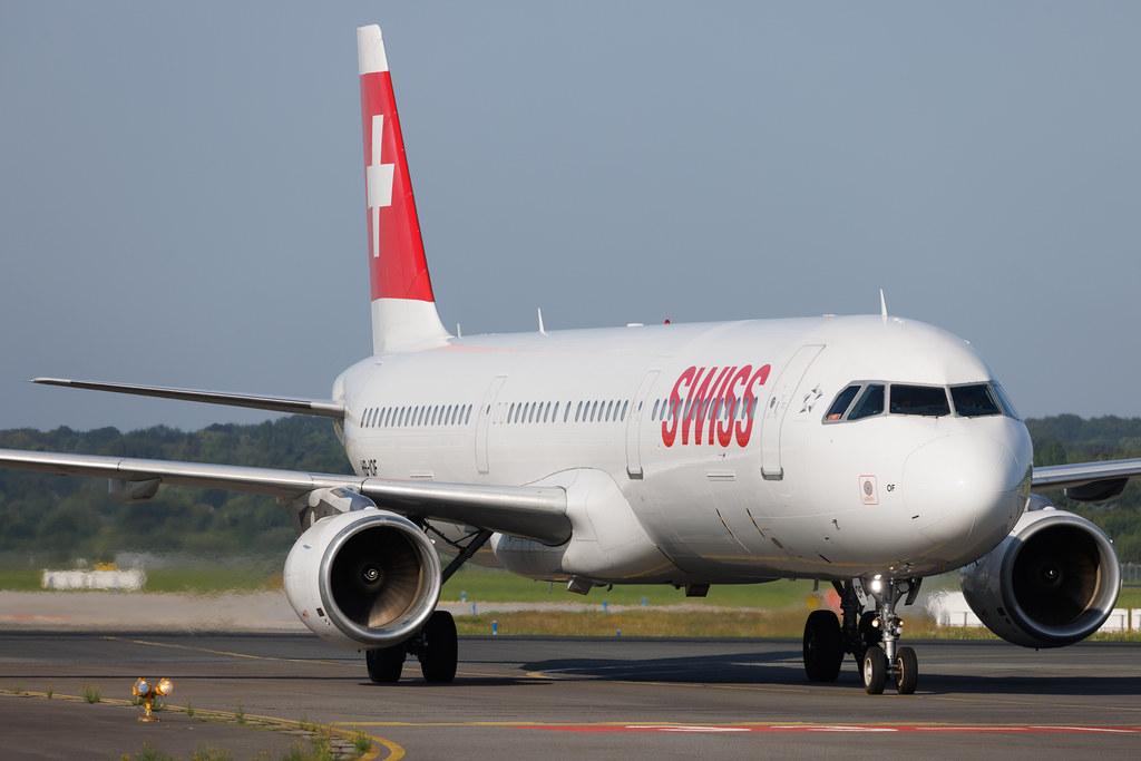 Hamburg Airport: Swiss (LX / SWR) | Airbus A321-111 A321 | HB-IOF | MSN 0541