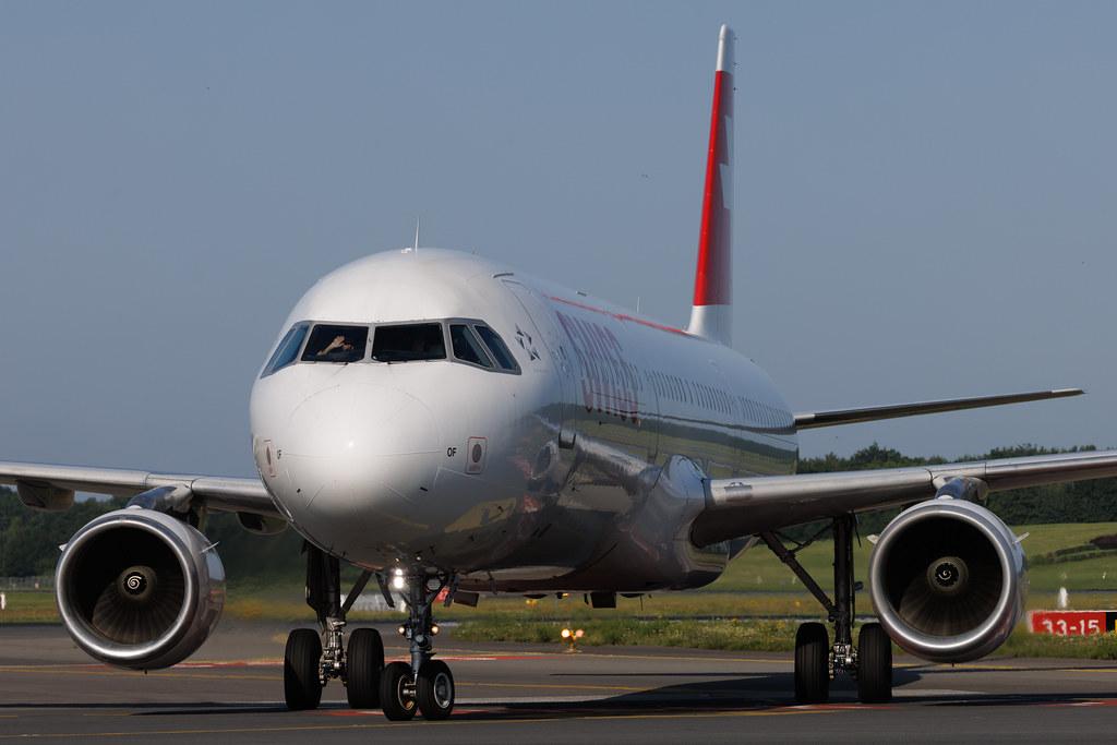 Hamburg Airport: Swiss (LX / SWR) | Airbus A321-111 A321 | HB-IOF | MSN 0541