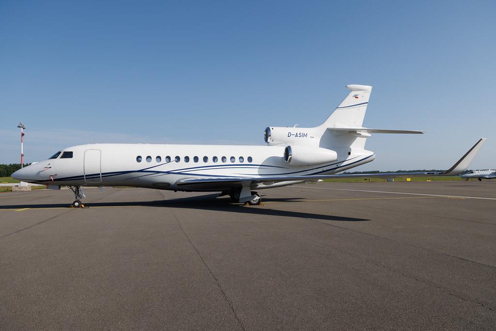 Hamburg Airport: Luminair (LUA) | Dassault Falcon 7X FA7X | D-ASIM | MSN 106