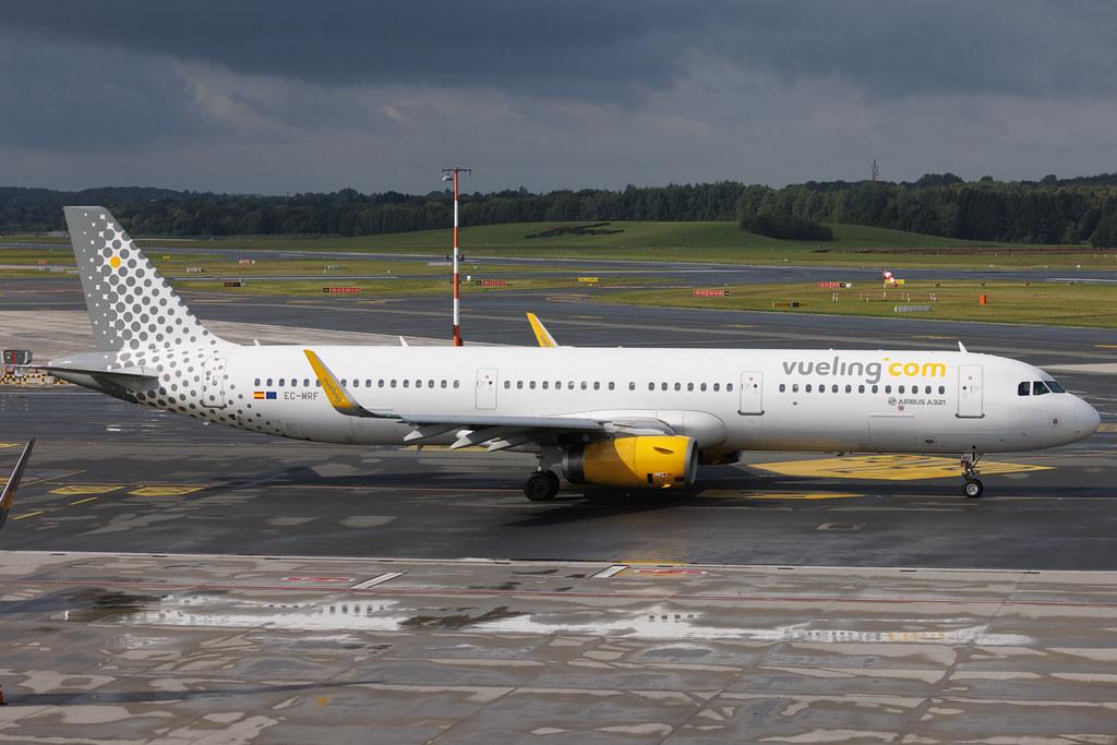 Hamburg Airport: Vueling (VY / VLG) | Airbus A321-231 A321 | EC-MRF | MSN 07714