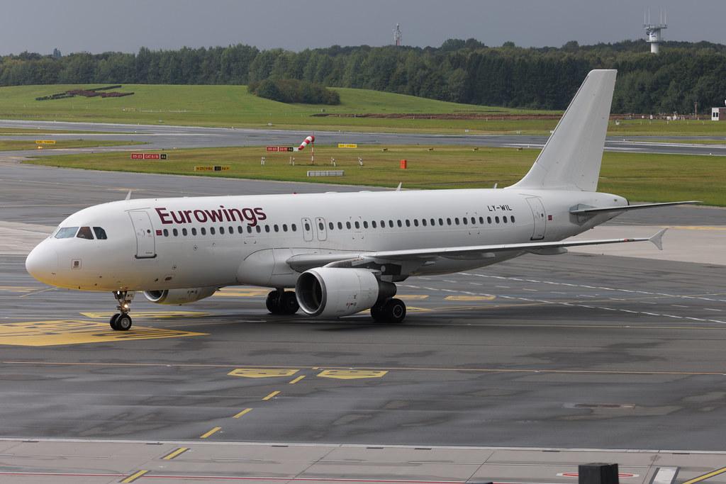 Hamburg Airport: Eurowings (EW / EWG) | Operator: GetJet Airlines | Airbus A320-214 A320 | LY-WIL | MSN 03138