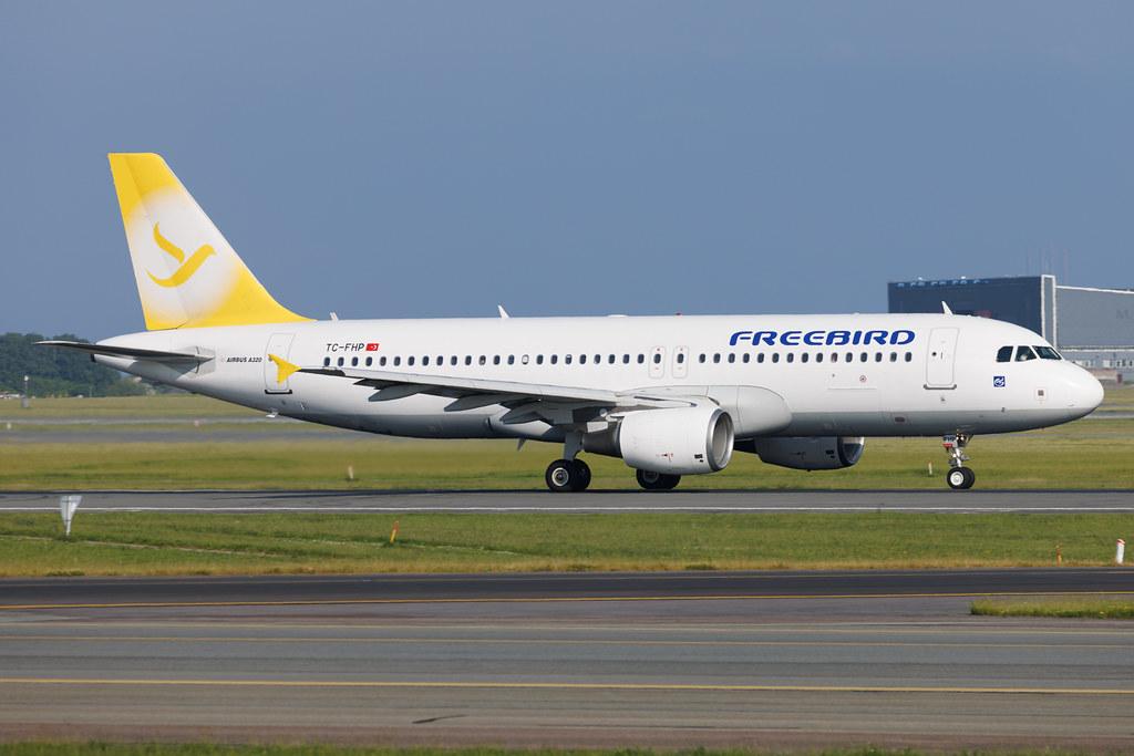 Copenhagen Airport: Freebird Airlines (FH / FHY) | Airbus A320-214 A320 | TC-FHP | MSN 05906
