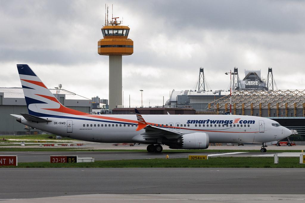 Hamburg Airport: Smartwings (QS / TVS) | Boeing 737 MAX 8 B38M | OK-SWD | MSN 43557