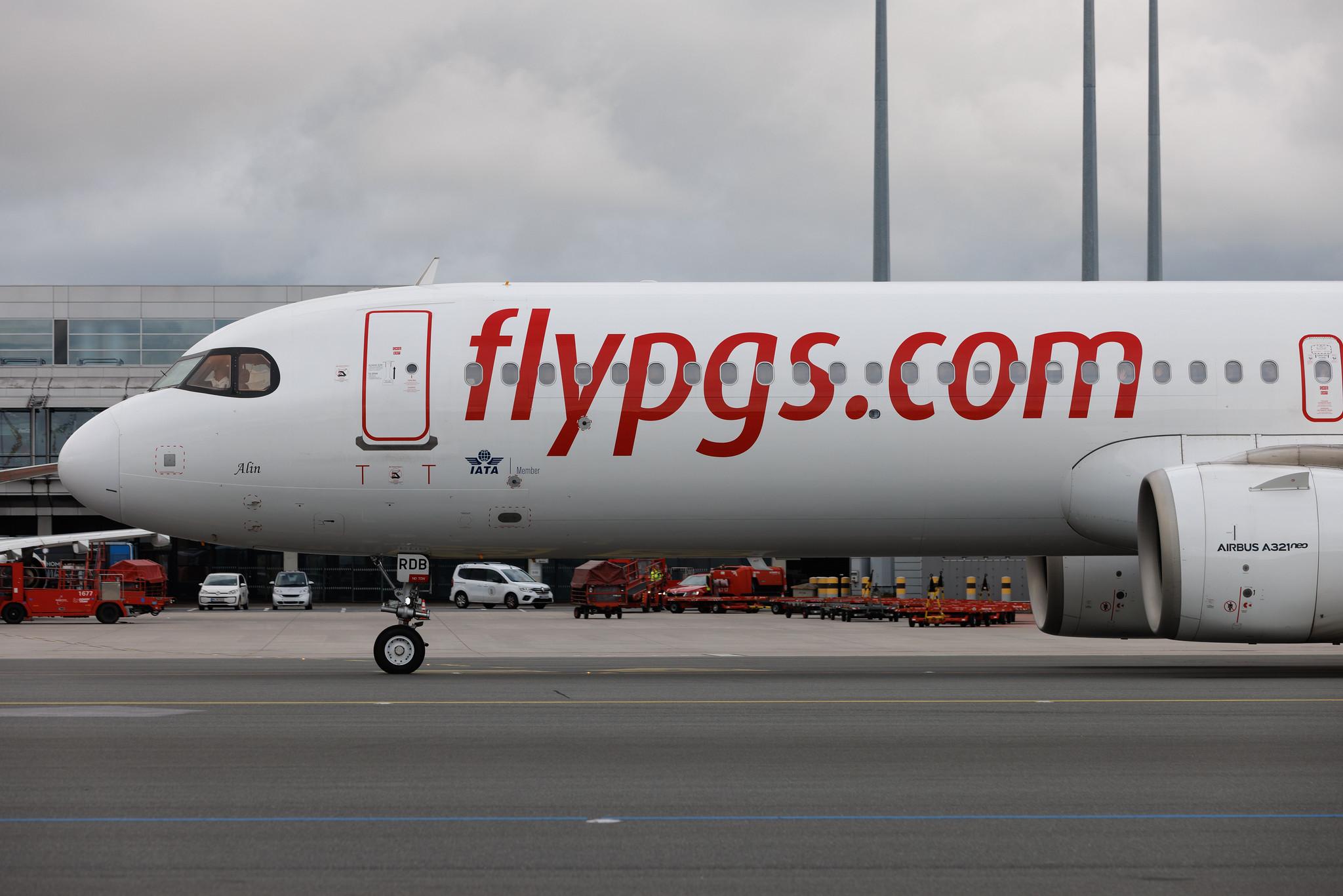 Hamburg Airport: Pegasus (PC / PGT) | Airbus A321-251NX A21N | TC-RDB | MSN 11100