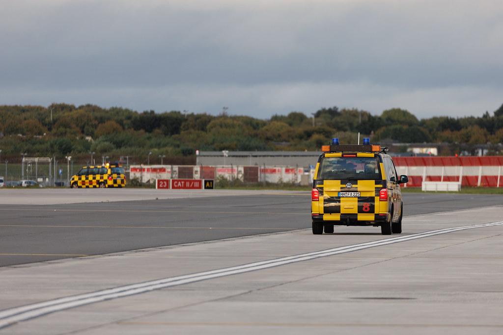 Hamburg Airport: Verkehrsaufsicht 8