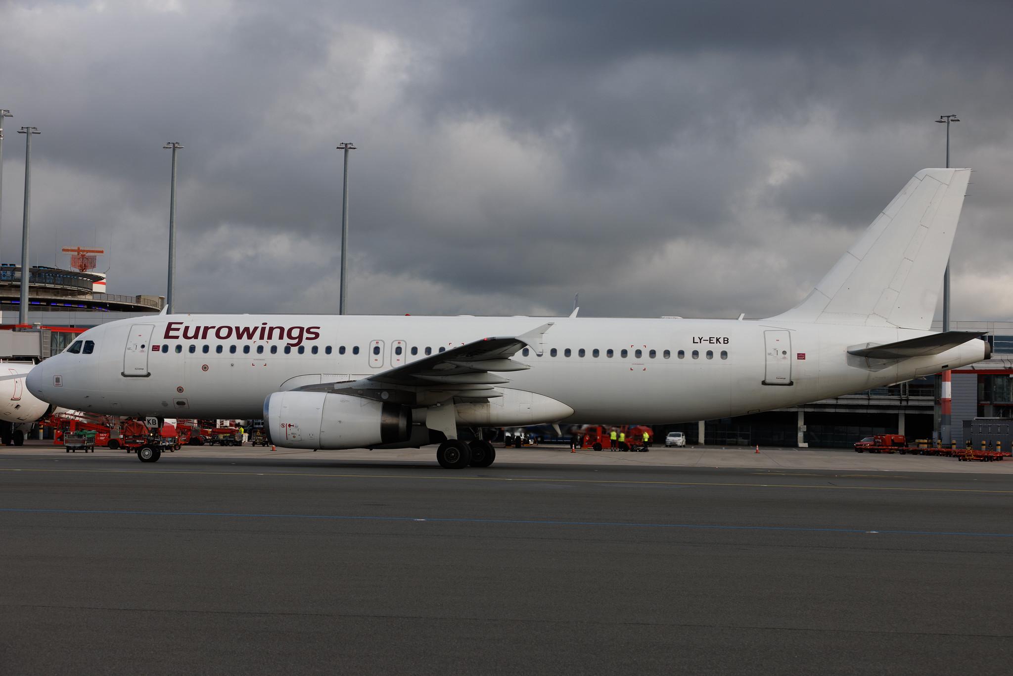 Hamburg Airport: Eurowings (EW / EWG) | Operator: GetJet Airlines | Airbus A320-232 A320 | LY-EKB | MSN 05348